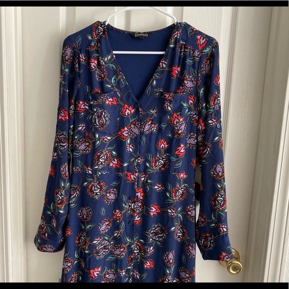 Express Dresses & Skirts - EXPRESS FLORAL MAXI DRESS SX S